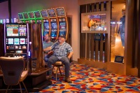 Elkhart indiana casino, mount airy online casino app, hollywood casino kansas city pokerrum