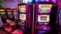 Kasinon nära bellaire mi, Victoryland casino klädkod, mirage casino online