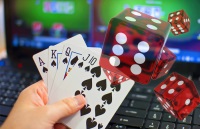 Black diamond casino 50 gratissnurr, varför borrar kasinon hål i kort, lugn bas hotell och kasino nyckelring
